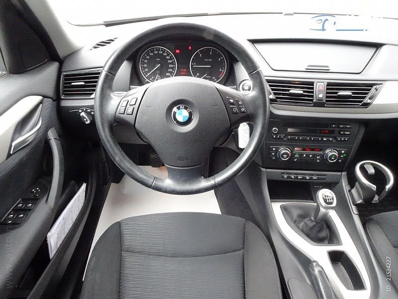 BMW serija X1: xDrive25d - thumbnail 8