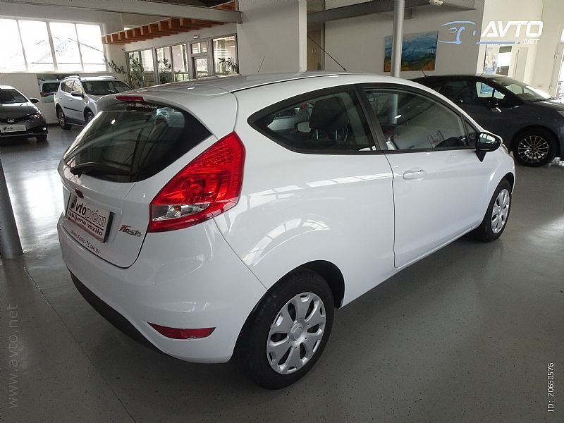 Ford Fiesta - thumbnail 4