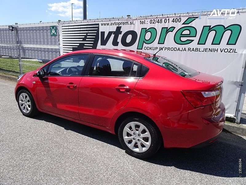 Kia Rio - thumbnail 3
