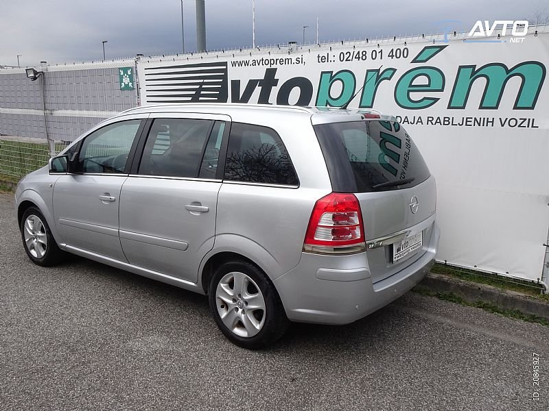 Opel Zafira - thumbnail 3