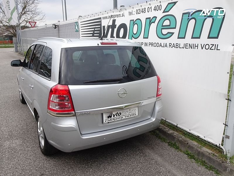 Opel Zafira - thumbnail 4