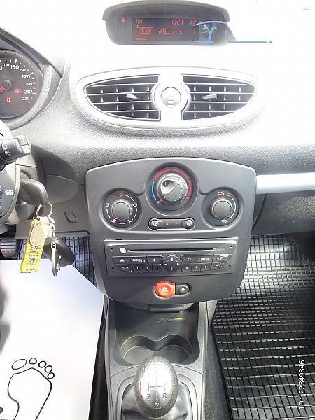 Renault Clio - thumbnail 9