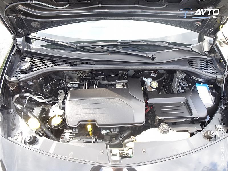 Renault Clio - thumbnail 12