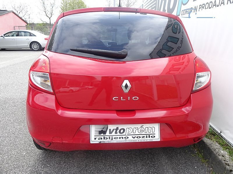 Renault Clio - thumbnail 4