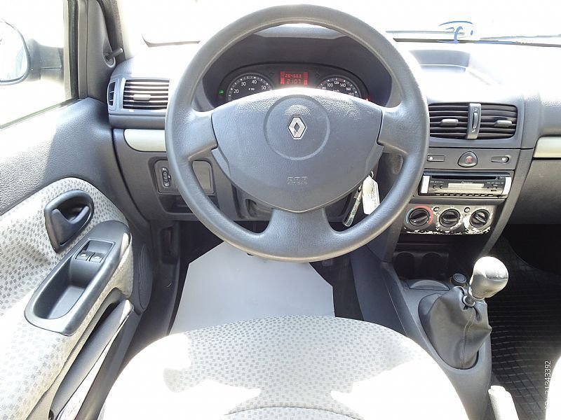 Renault Clio - thumbnail 8