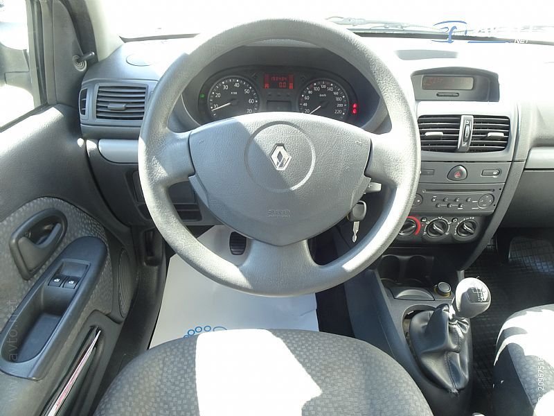 Renault Clio STORIA - thumbnail 8