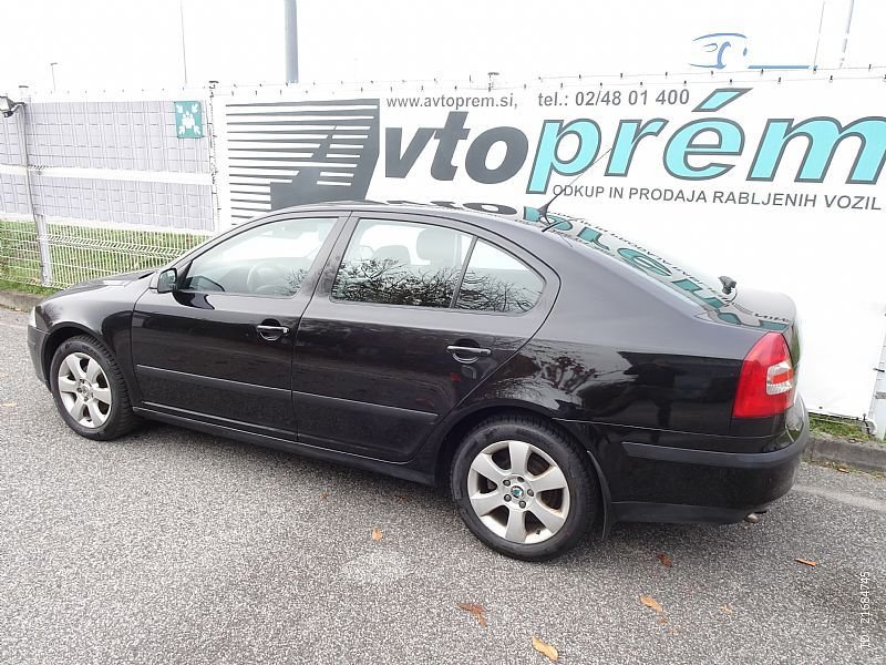 Škoda Octavia - thumbnail 3