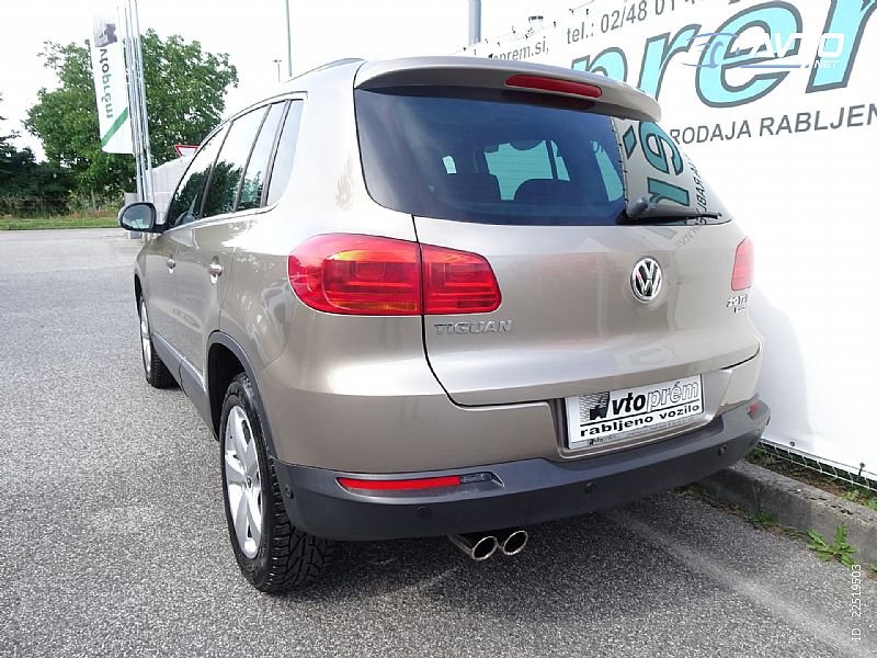 Volkswagen Tiguan - thumbnail 4