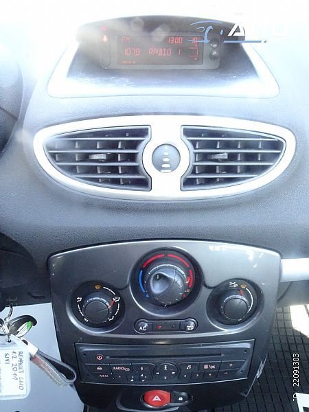 Renault Clio - thumbnail 9