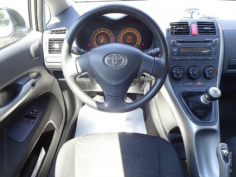 Toyota Auris - thumbnail 8