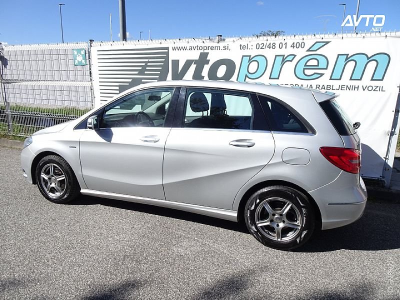 Mercedes-Benz B-Razred B 180 - thumbnail 3