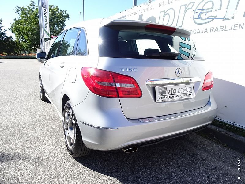 Mercedes-Benz B-Razred B 180 - thumbnail 4