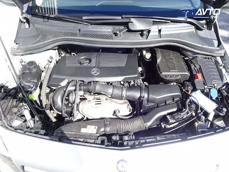 Mercedes-Benz B-Razred B 180 - thumbnail 12