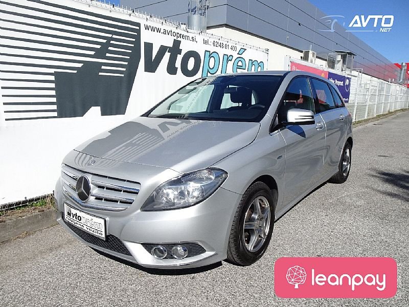 Mercedes-Benz B-Razred B 180