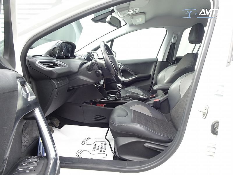 Peugeot 2008 - thumbnail 6