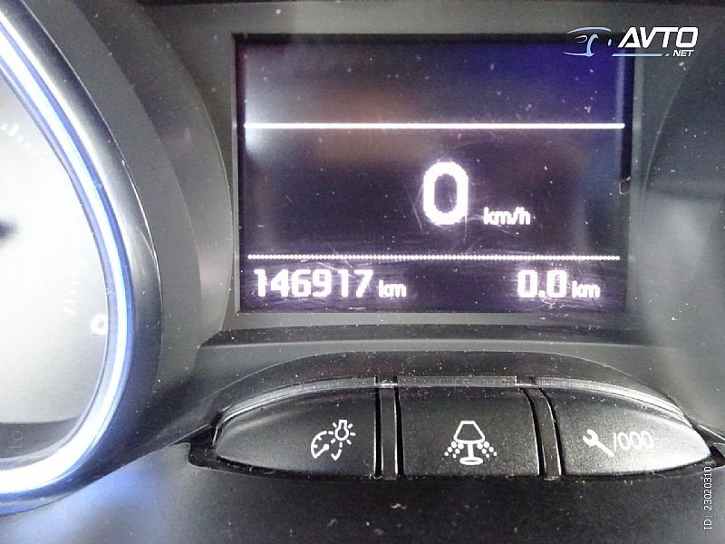 Peugeot 2008 - thumbnail 10